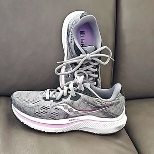 Saucony PWRRUN running shoes